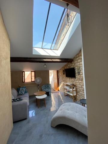 Ferienwohnung La Mansarde De L Abbaye Cluny Exterior foto